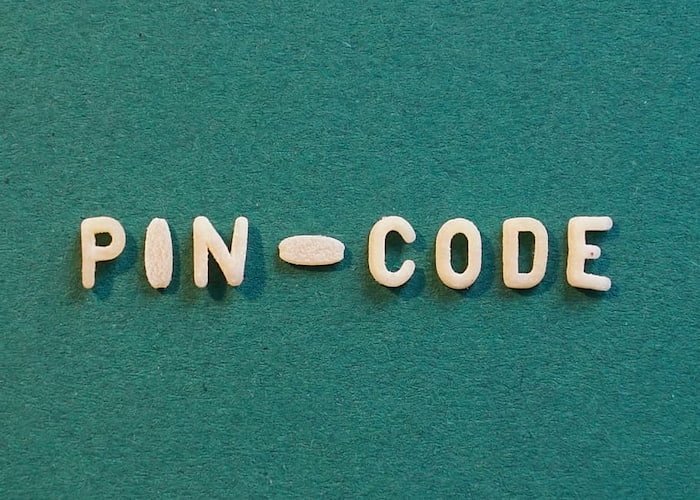 text-pin-code-computer